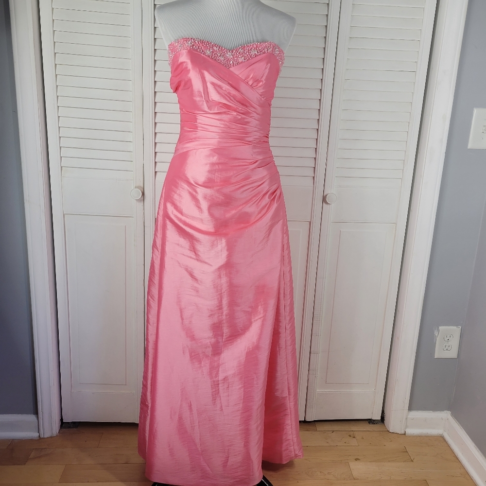 Xtreme women 8 pink bejeweled strapless prom bridesmaid gown